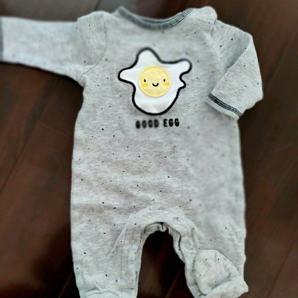 Egg pajama